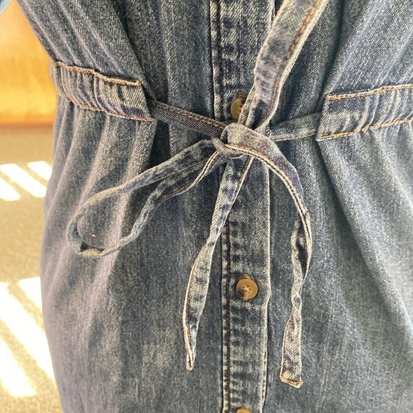 Denim Shirt Dress Size XS in Like New Condition - Picture 3 of 8